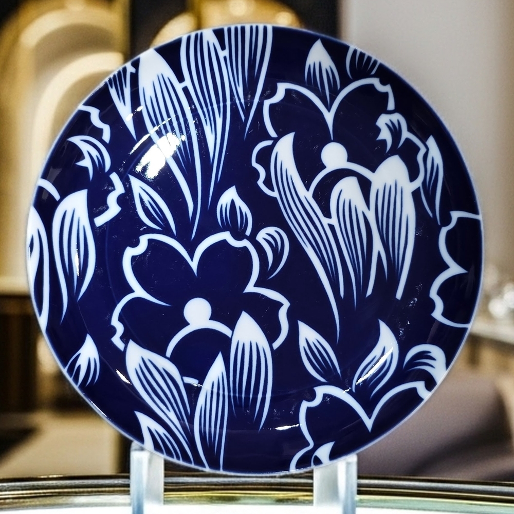 Elegant Blue and White Floral Plate
